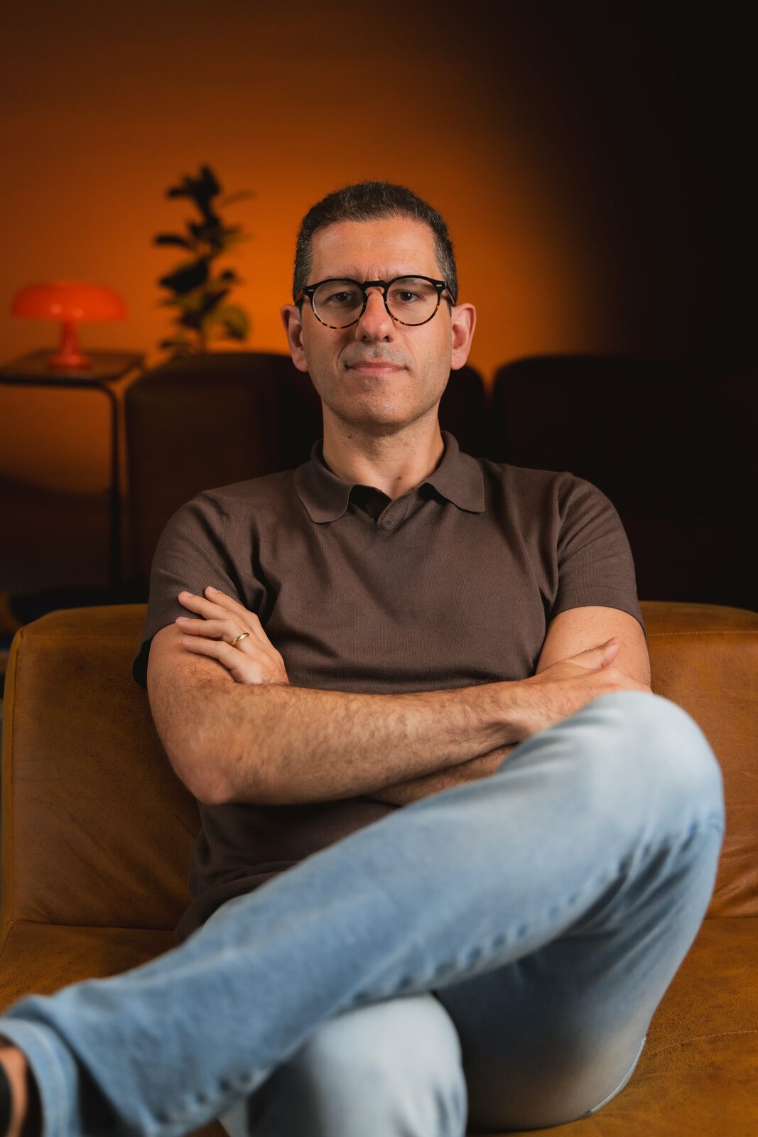 Dr. Flávio Panegalli Filho de braços cruzados